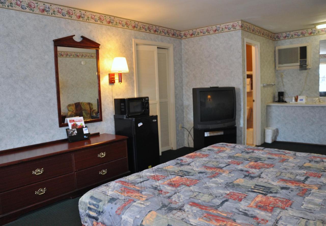 Merrimac Inn & Suites Williamsburg Exterior foto